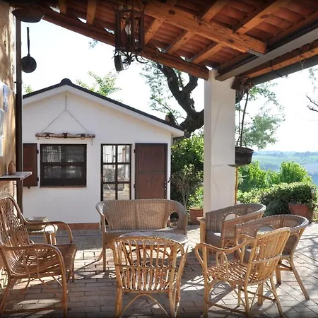 Apartamento Marche - In Casale