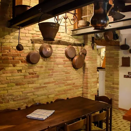 Marche - In Casale Apartamento