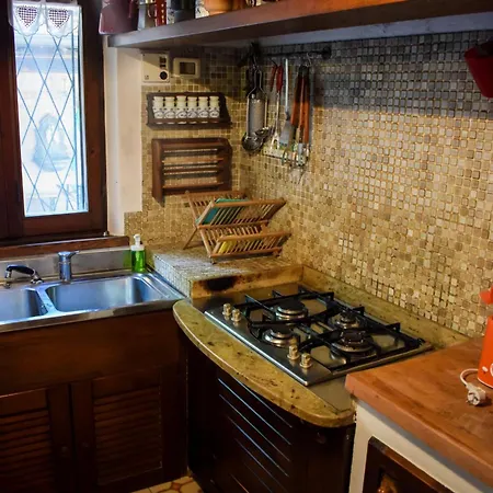Marche - In Casale Apartment